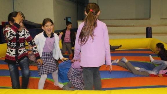 23 Nisan Ulusal Egemenlik ve Çocuk Bayramı Etkinlikleri Kapsamında Şişme Oyun Parkı Kuruldu.